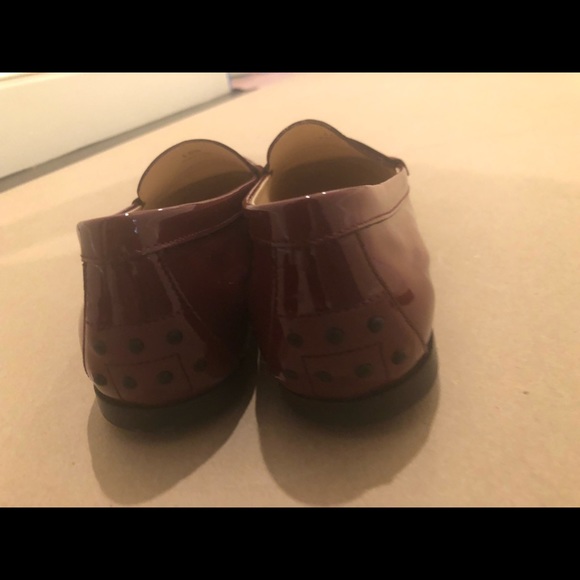 Tods cranberry colored patent loafers women’s - Picture 4 of 6